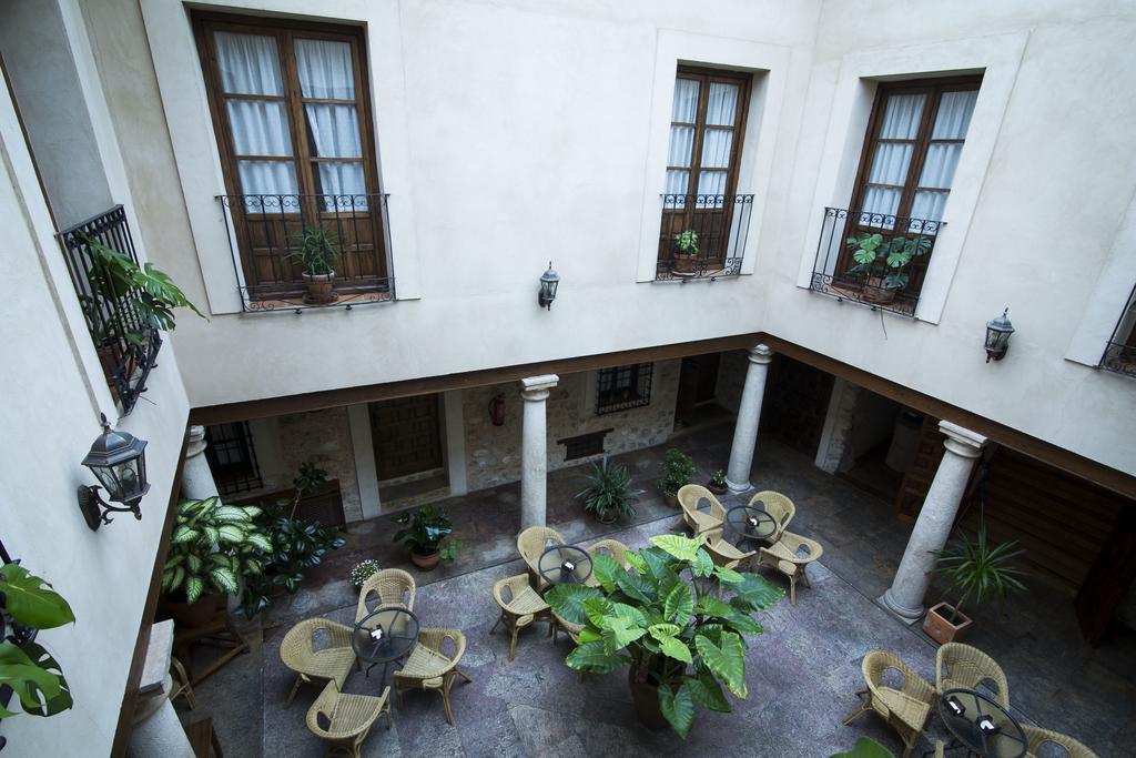 Hospederia Real Casona La Beltraneja Hotel Belmonte  Luaran gambar