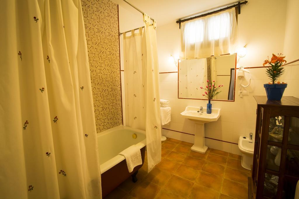 Hospederia Real Casona La Beltraneja Hotel Belmonte  Luaran gambar