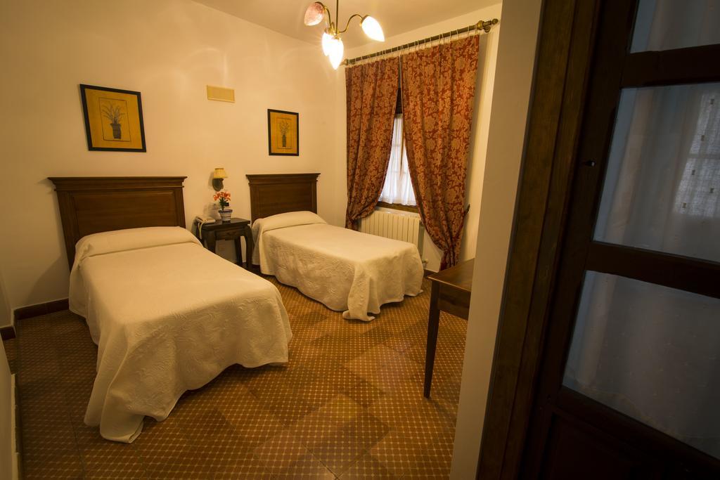 Hospederia Real Casona La Beltraneja Hotel Belmonte  Luaran gambar